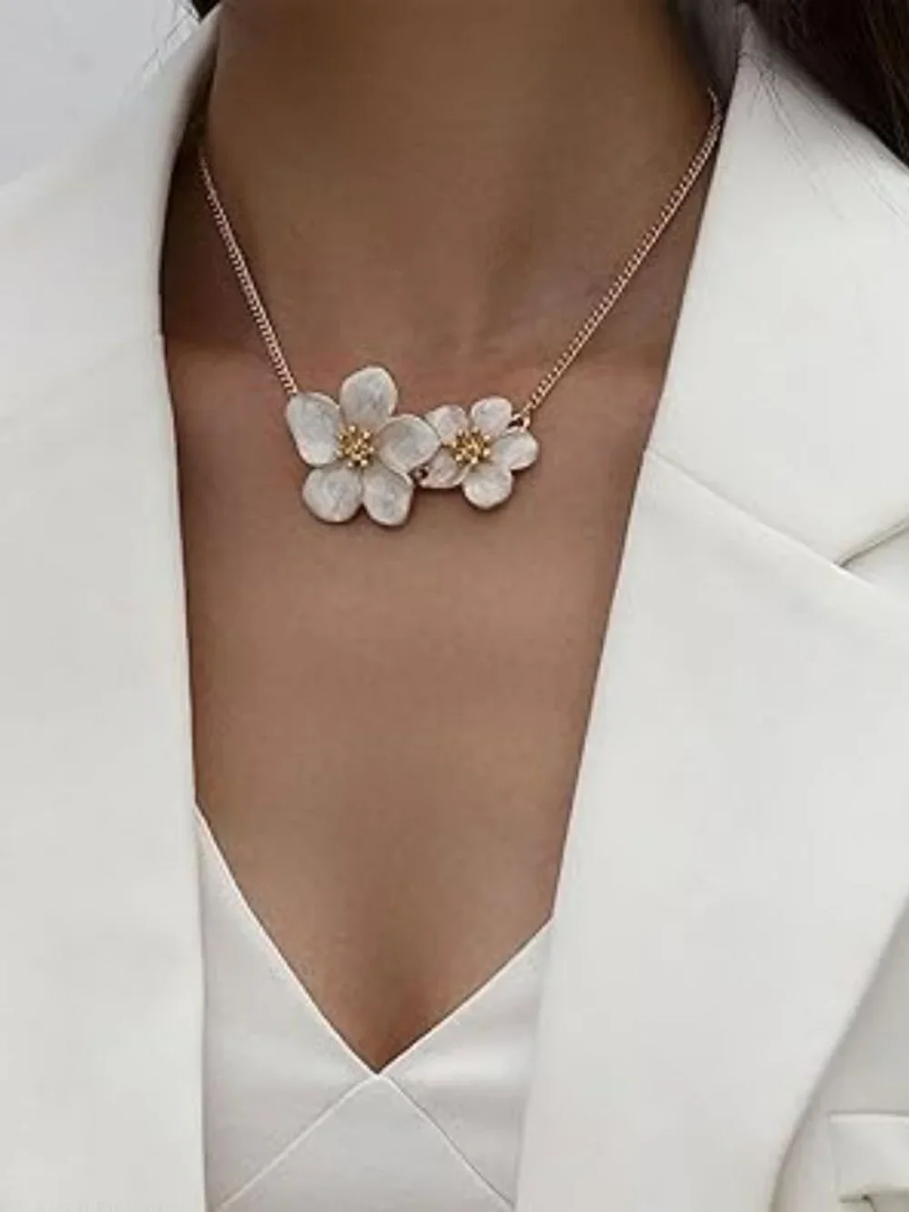 NEW Flower Necklace Floral Double Pendant Flower Statement Choker Gold‎ Tone